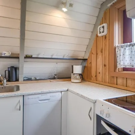 3 Bedroom Lovely In 펜션